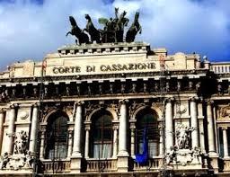 NON C'E' LITISCONSORZIO TRA ENTI E CONCESSIONARI